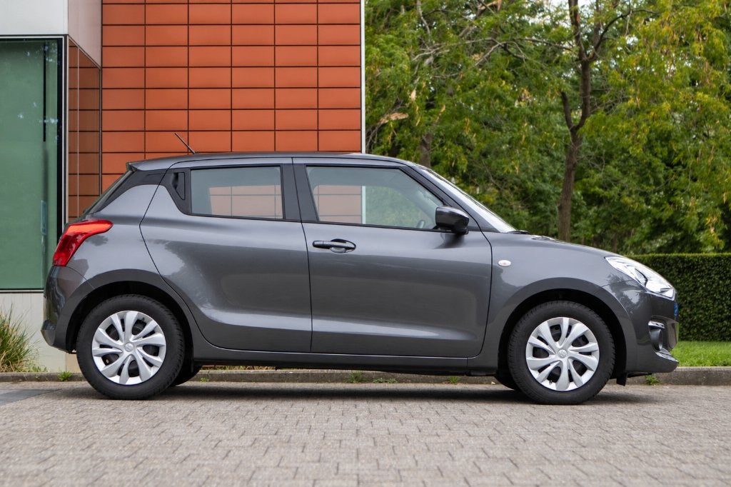 Suzuki Swift 1.2 DualJet - Clim - Bluetooth, 1242 cm³, Argent ou Gris, Achat, Entreprise