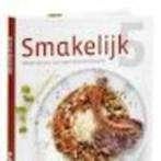 Smakelijk 5 Colruyt kookboek 352 blz, Ophalen of Verzenden, Zo goed als nieuw
