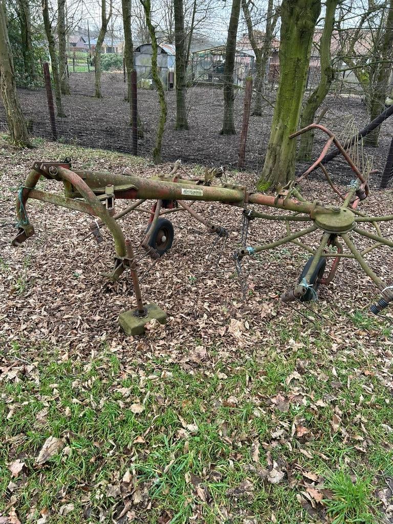 Hooi keerder, Zakelijke goederen, Ophalen