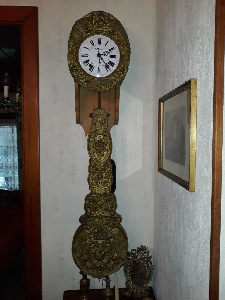 Horloges anciennes, Enlèvement