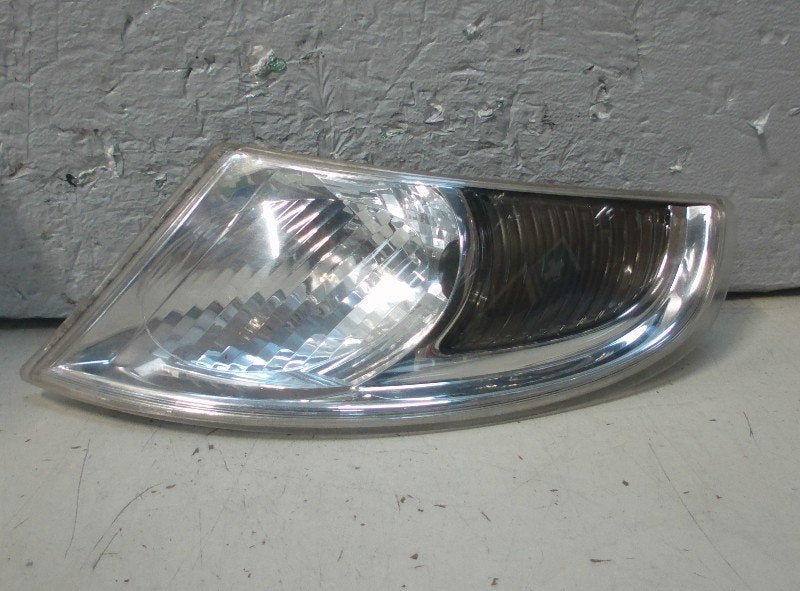 CLIGNOTANT GAUCHE Saab 9-5 Estate (YS3E) (89006247), Saab-de-info@saabgroup.com, Marienbergstraße  96
90411  Nürnberg, DE, Utilisé