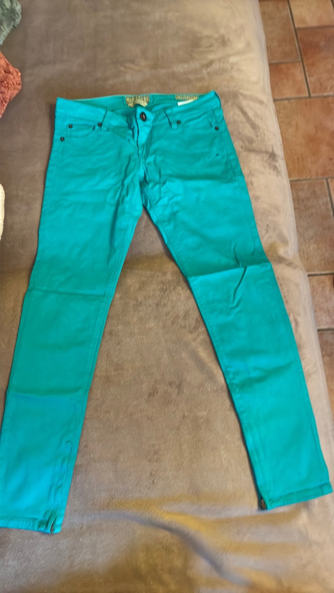 Pentalon Guess, Enlèvement, Porté, Taille 34 (XS) ou plus petite, Vert