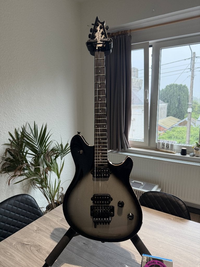 EVH Wolfgang Special Ebony finition Silverburst, Musique & Instruments, Enlèvement, Comme neuf, Solid body, Autres marques