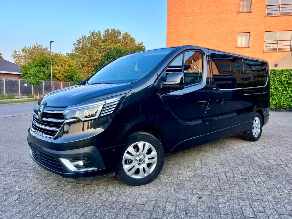 Renault Trafic Spaceclass 9-zit, Zwart, 9 zetels, Diesel, Particulier