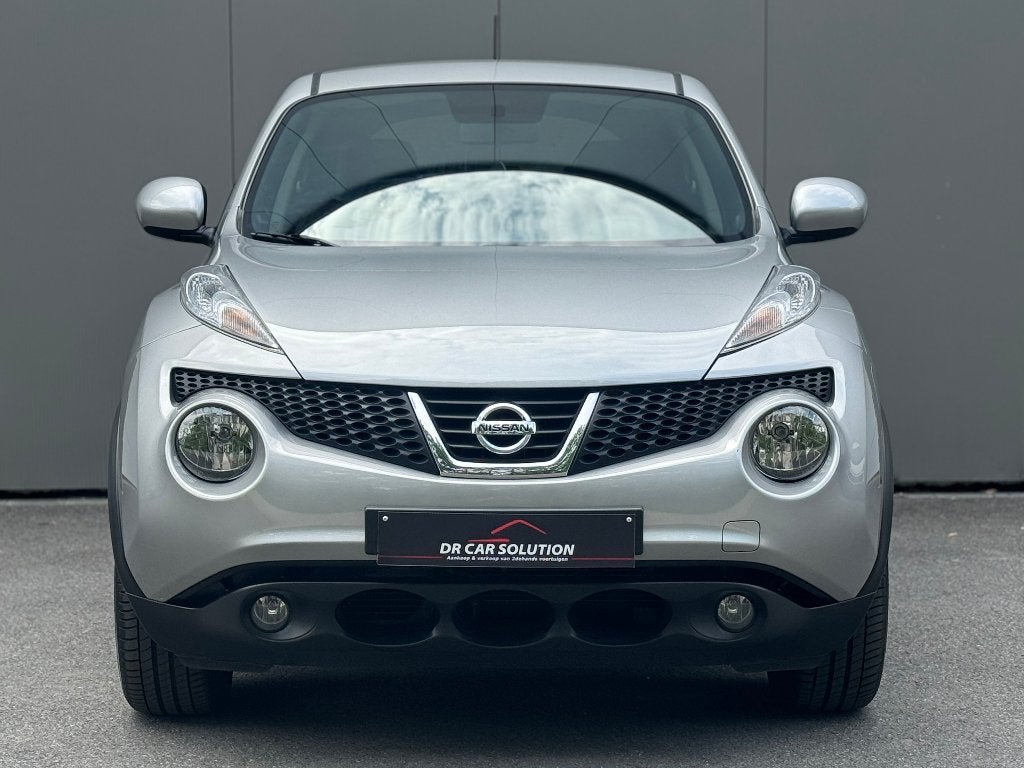 Nissan Juke 1.6benzine automaat 1eigenaar 82.000Km lezok, Auto's, Euro 5, Stof, Zwart, 4 cilinders