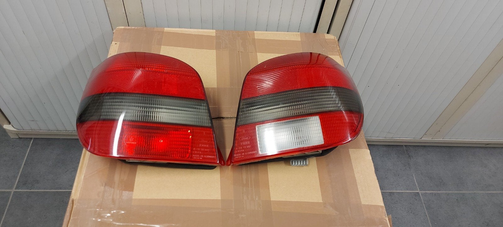 Ford Fiesta mk3 rs turbo xr2i  Euro Chianti achterlichten, Ophalen, Ford