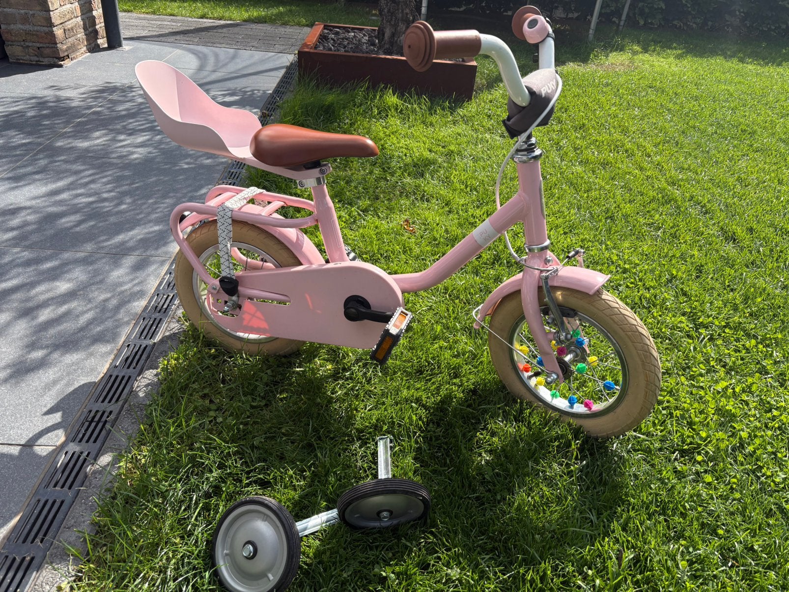Meisjes fiets puky +zijwielstjes, Fietsen en Brommers, Ophalen, Zo goed als nieuw, Terugtraprem, Zijwieltjes