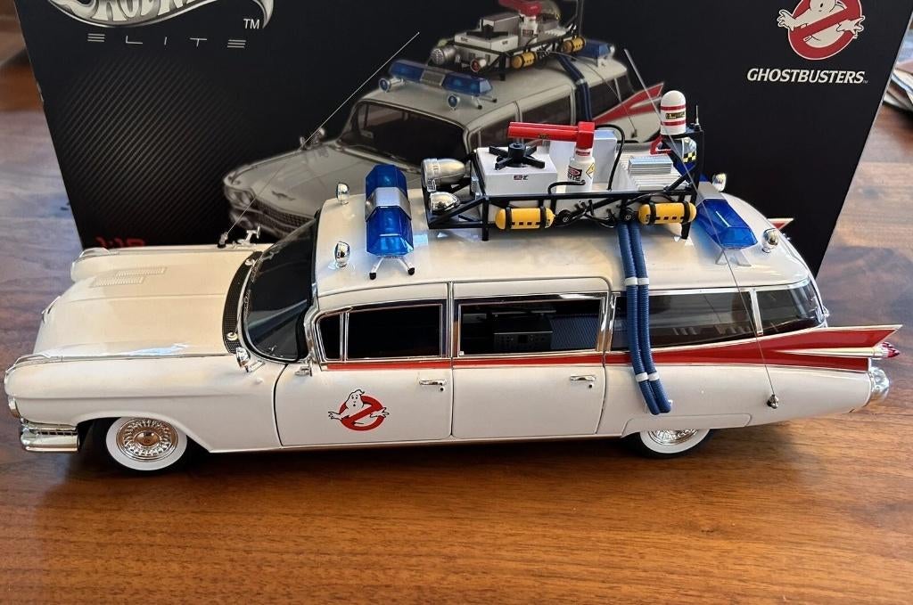 Ghostbuster Cadillac Ecto 1 - 1:18, Collections, Enlèvement ou Envoi, Comme neuf, Film, Statue, Réplique ou Modèle