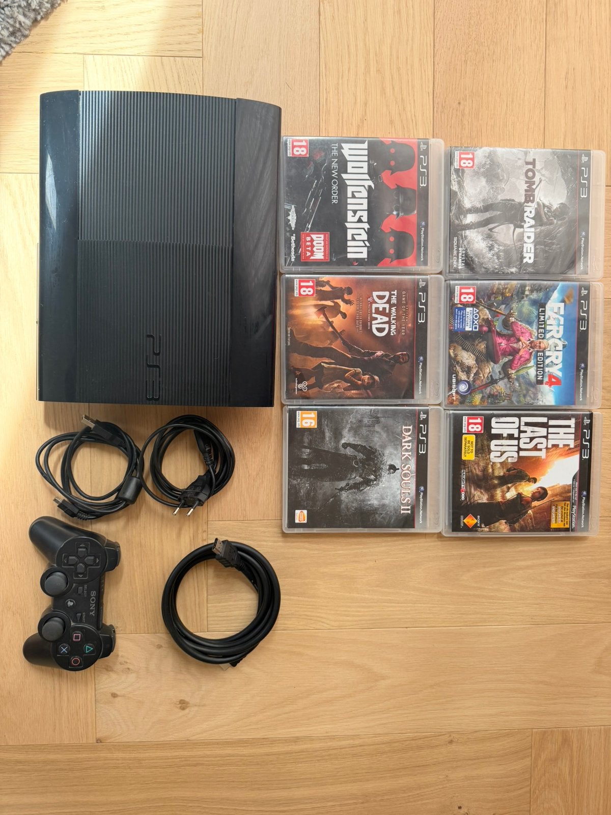 PlaysStation3 avec 7 jeux et 1 manette, Consoles de jeu & Jeux vidéo, Consoles de jeu | Sony PlayStation 3, Super Slim, Avec 1 manette