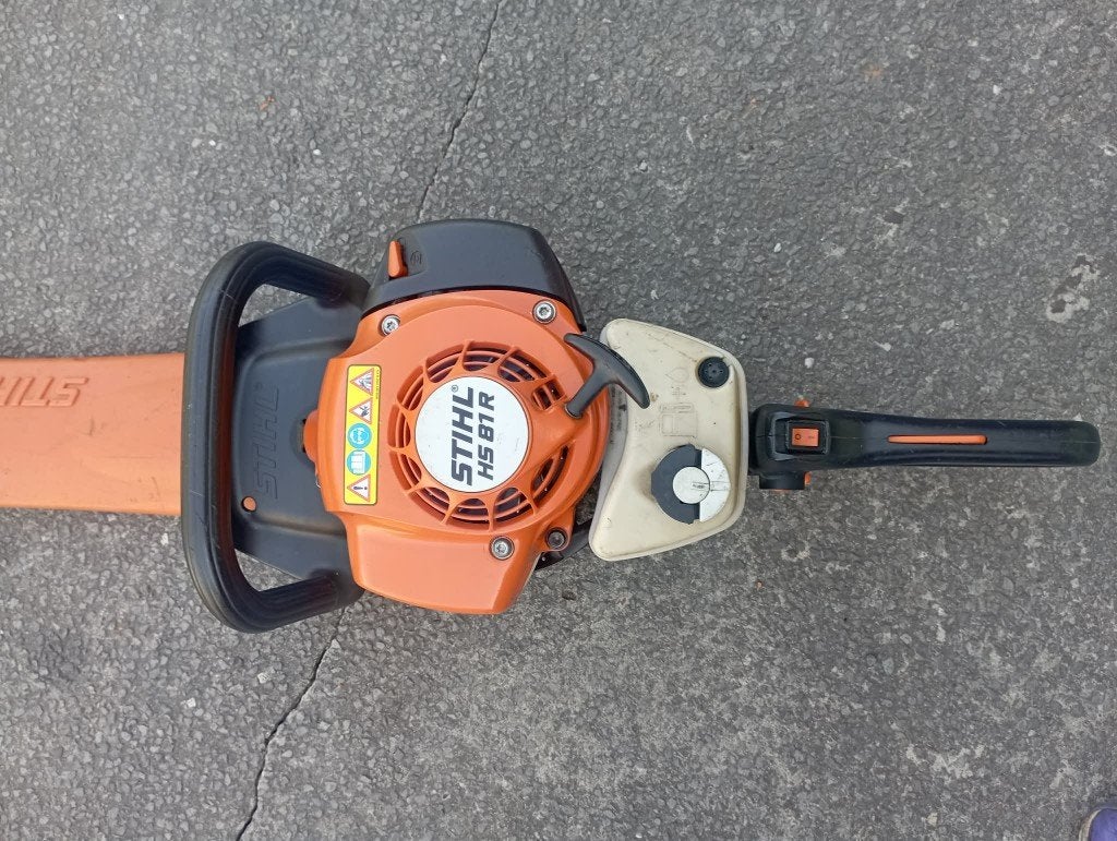 Stihl HS 81R heggenschaar, Jardin & Terrasse, Taille-haies, Enlèvement, Utilisé, Essence