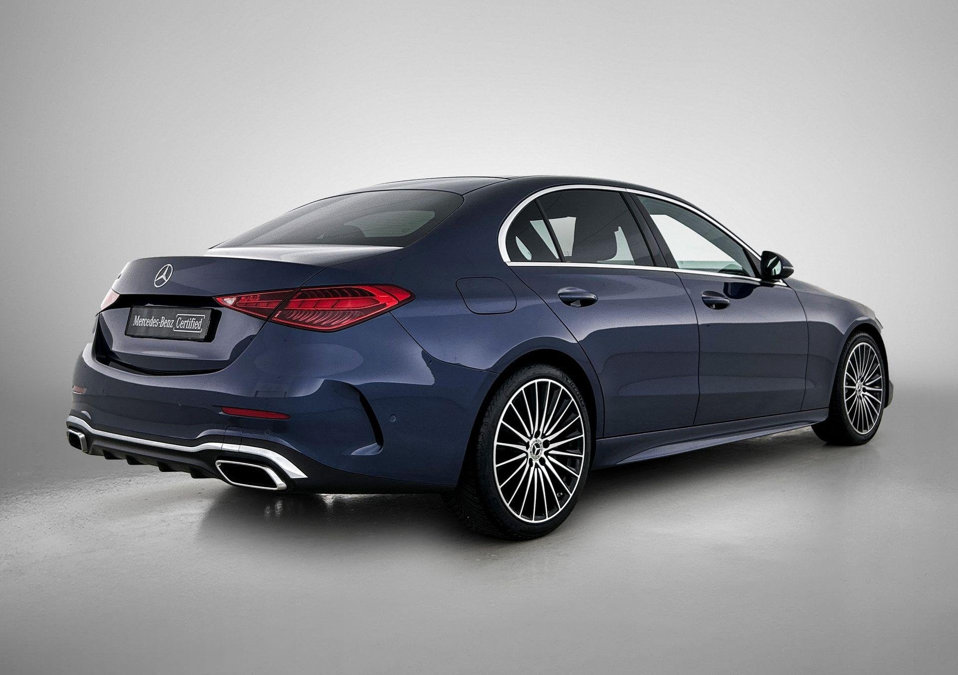 Mercedes-Benz C-klasse 180 Berline AMG Line | Dodehoekassist, Auto's, Automaat, Zwart, 4 cilinders, Blauw