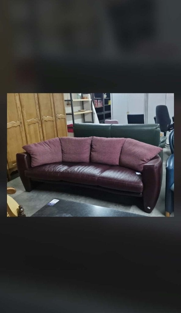 Canapé cuir prune/bordeaux, Maison & Meubles, Enlèvement, Comme neuf, Trois personnes, Cuir