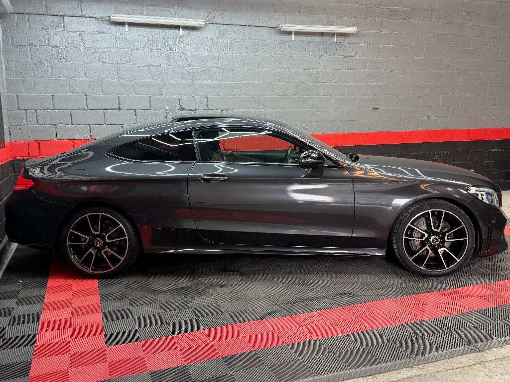 ** Mercedes C-klasse 180 coupé//amg-pakket **, Auto's, Automaat, https://public.car-pass.be/vhr/6d1c9096-3566-4ca7-bd45-89969e2cd21a