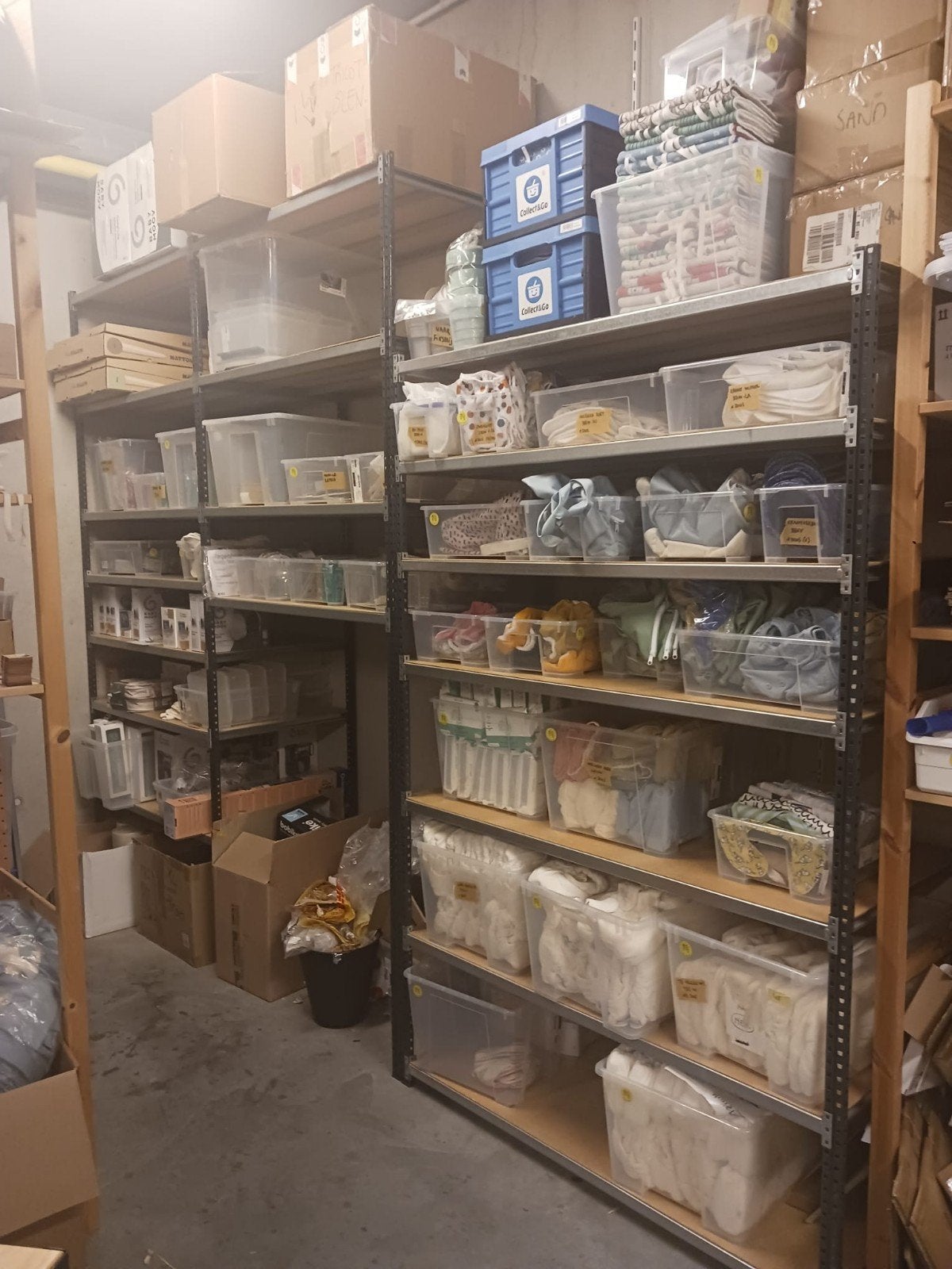 Metalen en houten voorraadrekken, Huis en Inrichting, Ophalen