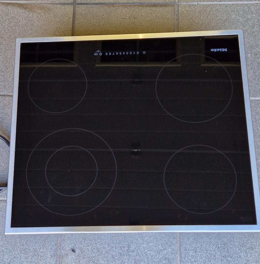 Taque vitrocéramique Miele KM 6520 FR, Electroménager, Tables de cuisson, Comme neuf, Encastré, 4 zones de cuisson, Enlèvement