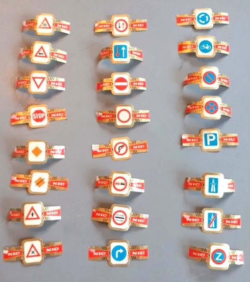 serie complète 24 bagues cigare thème panneaux routiers, Enlèvement ou Envoi, Utilisé, Bagues de cigare