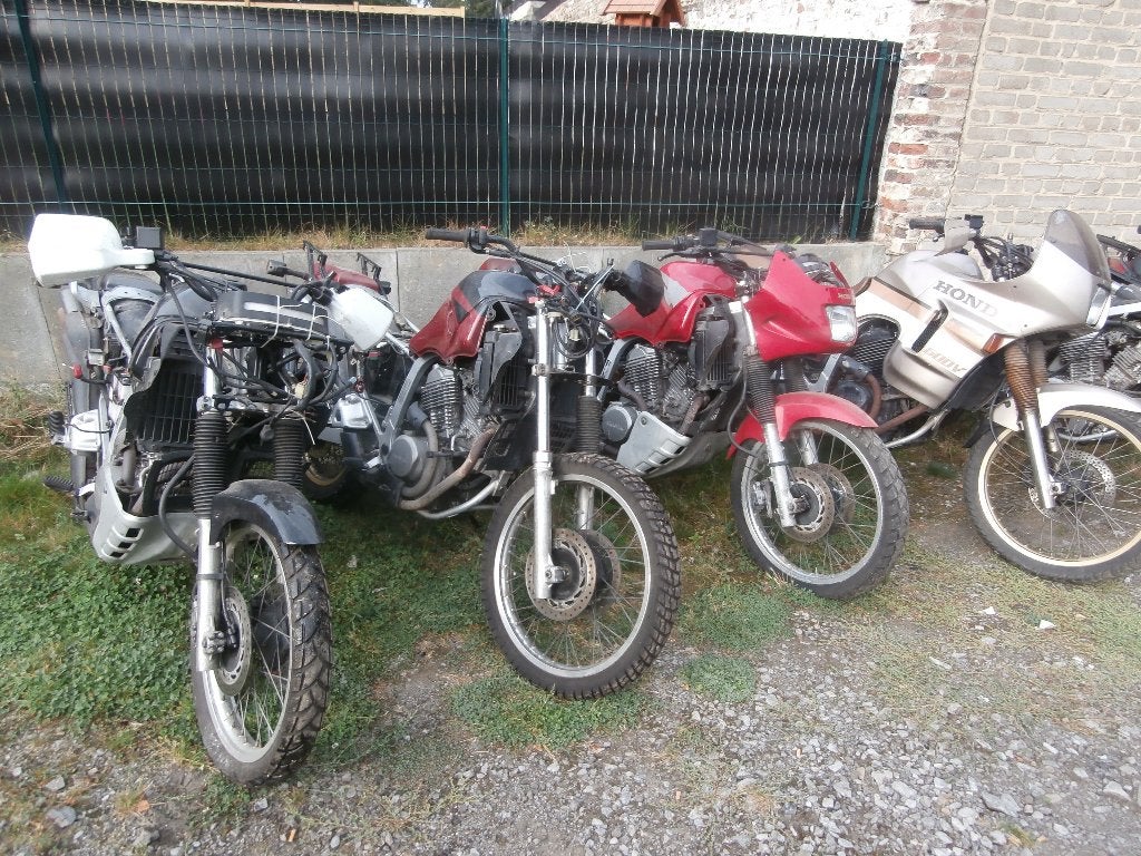 Nombreuses pièces Honda xlv transalp 600cc de 1987 a 1999, Motoren, Ophalen of Verzenden, Gebruikt