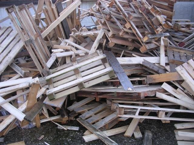 Gratis palletten, Jardin & Terrasse, Bois de chauffage, 3 à 6 m³, Enlèvement, Autres essences de bois, Bûches