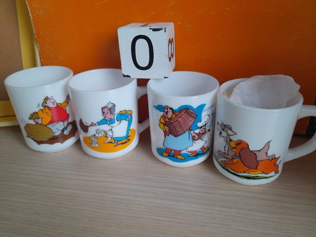 tassen  mokken, Collections, Disney, Utilisé, Enlèvement ou Envoi