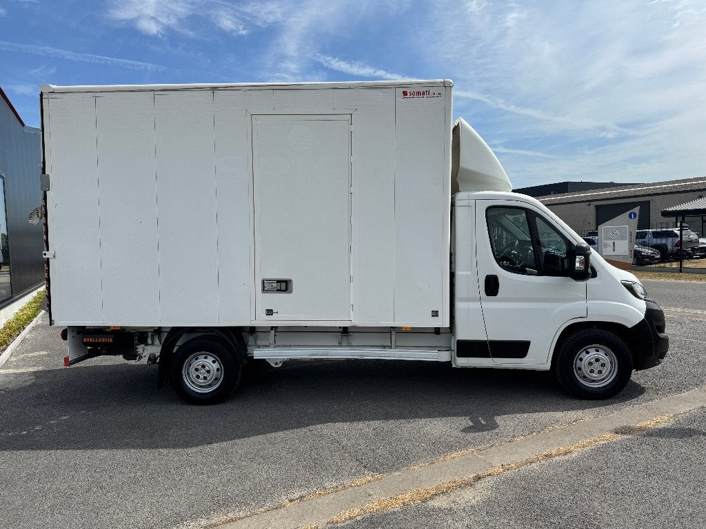 Peugeot Boxer meubelbak met lift Dhollandia L3 1st eig boek, Euro 6, Entreprise, 3 places, Boîte manuelle
