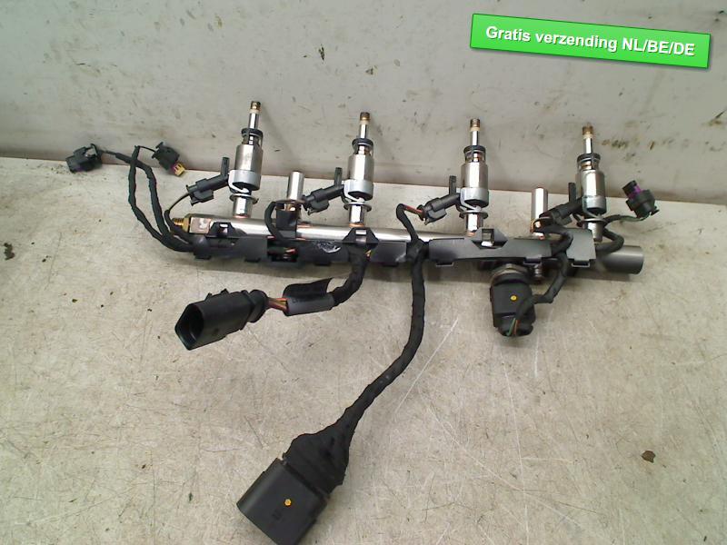 INJECTOR BRANDSTOF set Scirocco (137 / 13AD) (06L906036K), Auto-onderdelen, Gebruikt, De Bloemendaal 21 21
5221 EB  'S HERTOGENBOSCH, NL