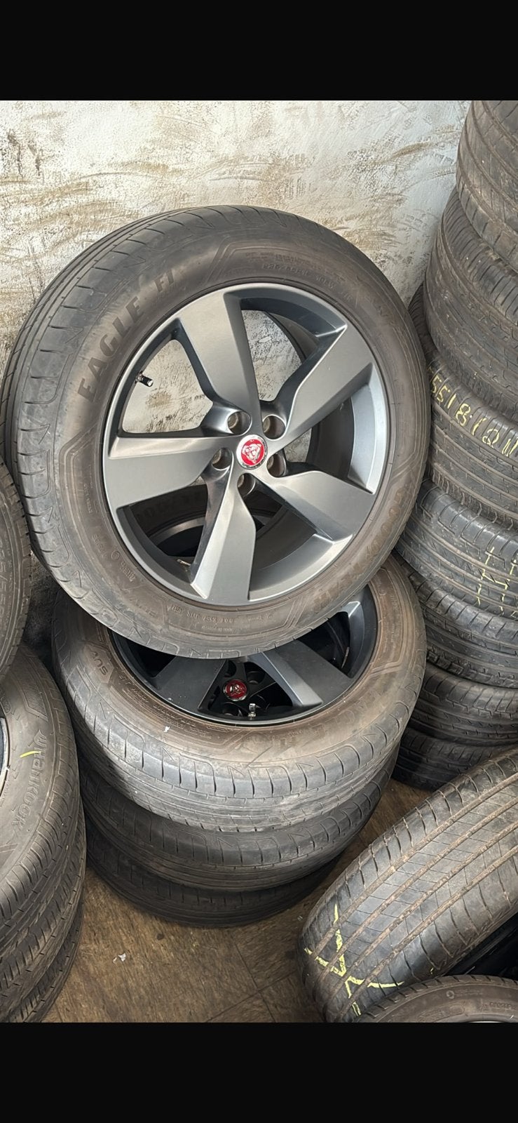Originele 19 inch jaguar E pace velgen  zommer set, Autos : Pièces & Accessoires, Pneus & Jantes, Enlèvement ou Envoi, 19 pouces