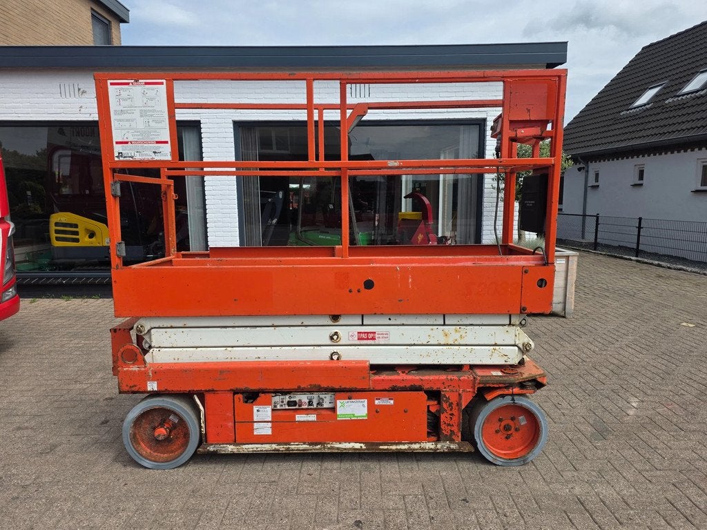 Snorkel S2033 8m schaarlift hoogwerker trojan (bj 2007)