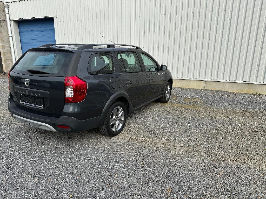 Dacia Logan Stepway break benzine met garantie en Car-Pass, Autos, Dacia, Argent ou Gris, Achat, 898 cm³, Euro 6