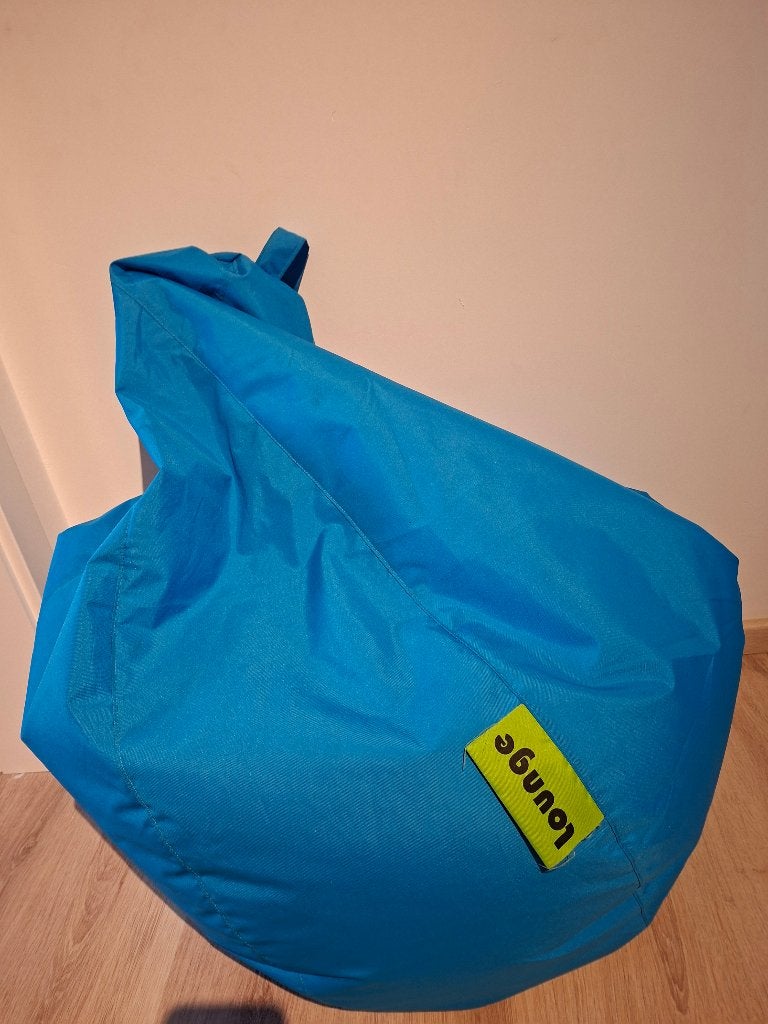 mooie blauwe zitzak merk Lounge, Ophalen, Zo goed als nieuw
