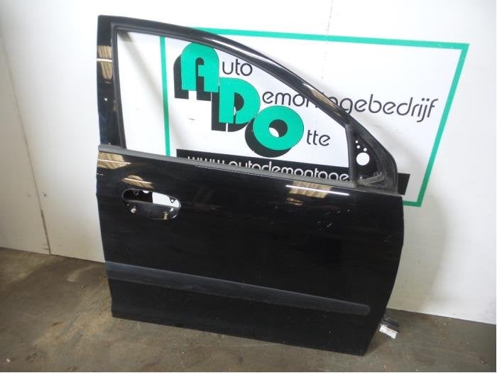 Portier 4Deurs rechts-voor van een Kia Picanto (Picanto 04-), -, Deur, -, Ophalen of Verzenden