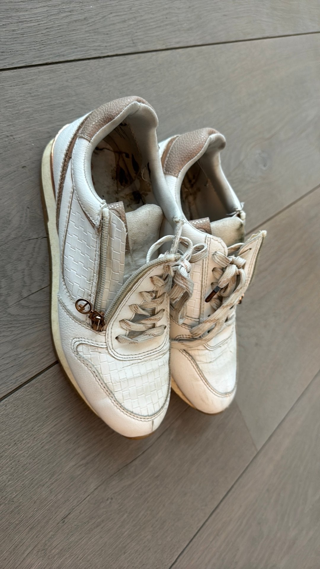 Chaussures Tamaris Taille 39, Vêtements | Femmes, Chaussures, Enlèvement ou Envoi, Sneakers et Baskets, Porté, Blanc