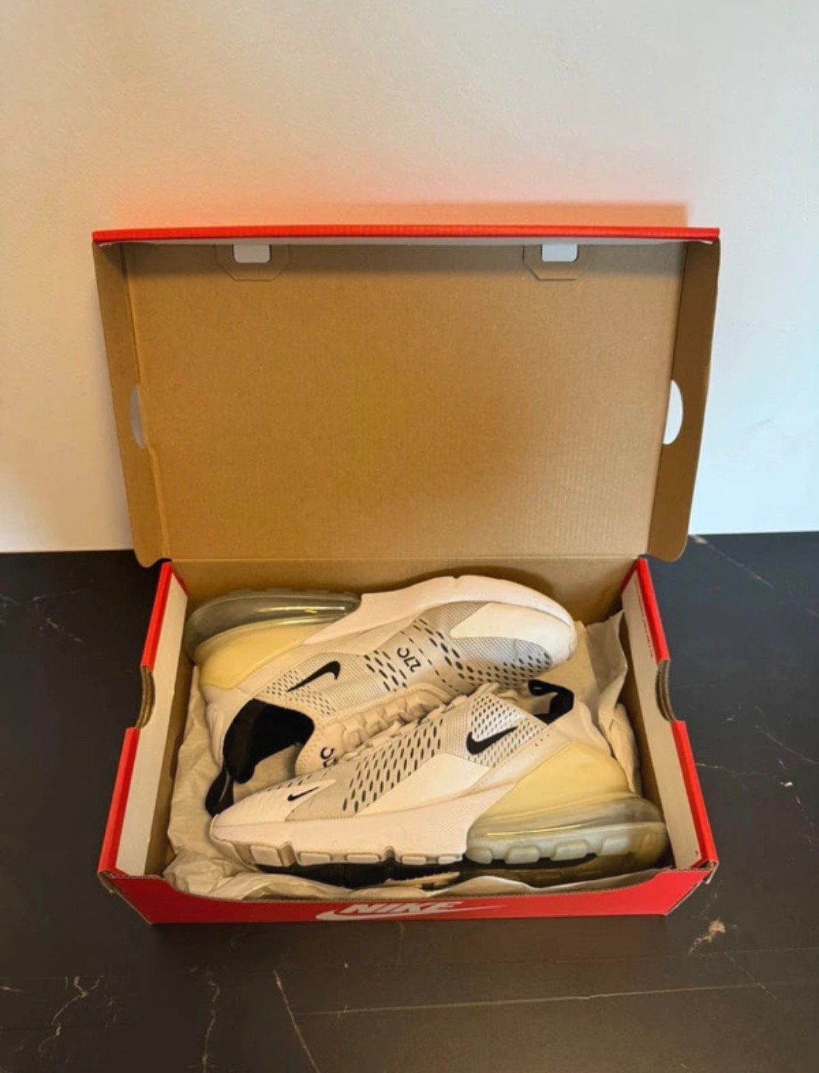 Nike Air Max 270, Enlèvement ou Envoi, Sneakers et Baskets, Porté, Blanc
