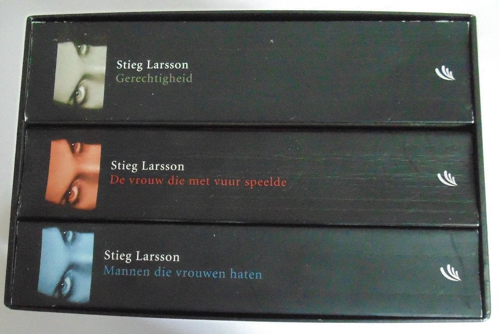 Stieg Larsson - De Millennium Trilogie - 3 boeken in box, Enlèvement ou Envoi, Utilisé, Stieg Larsson