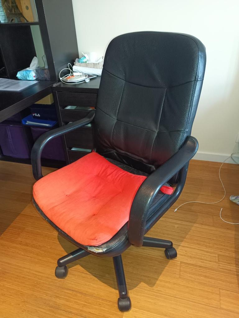 Office chair, Ophalen, Gebruikt