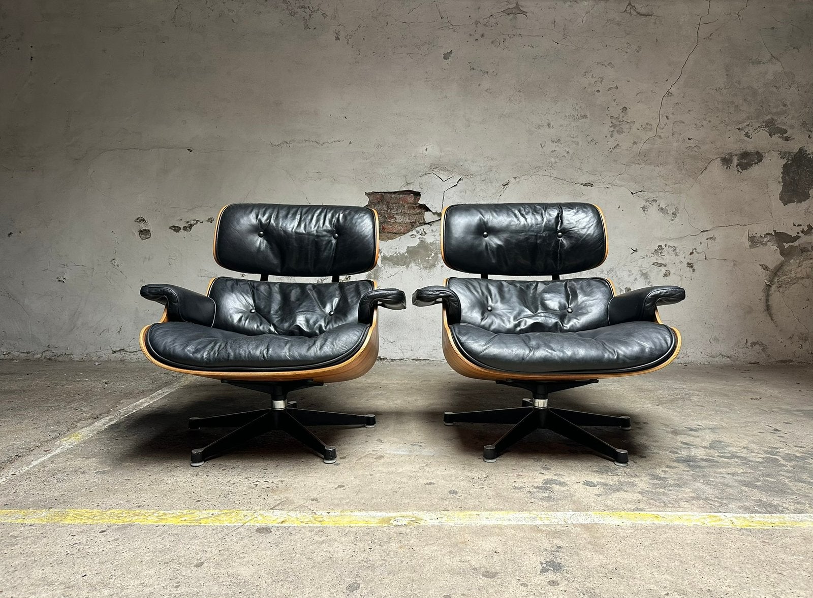 Vintage set Herman Miller Eames Lounge Chairs, Vintage, 75 tot 100 cm, Zo goed als nieuw, 75 tot 100 cm