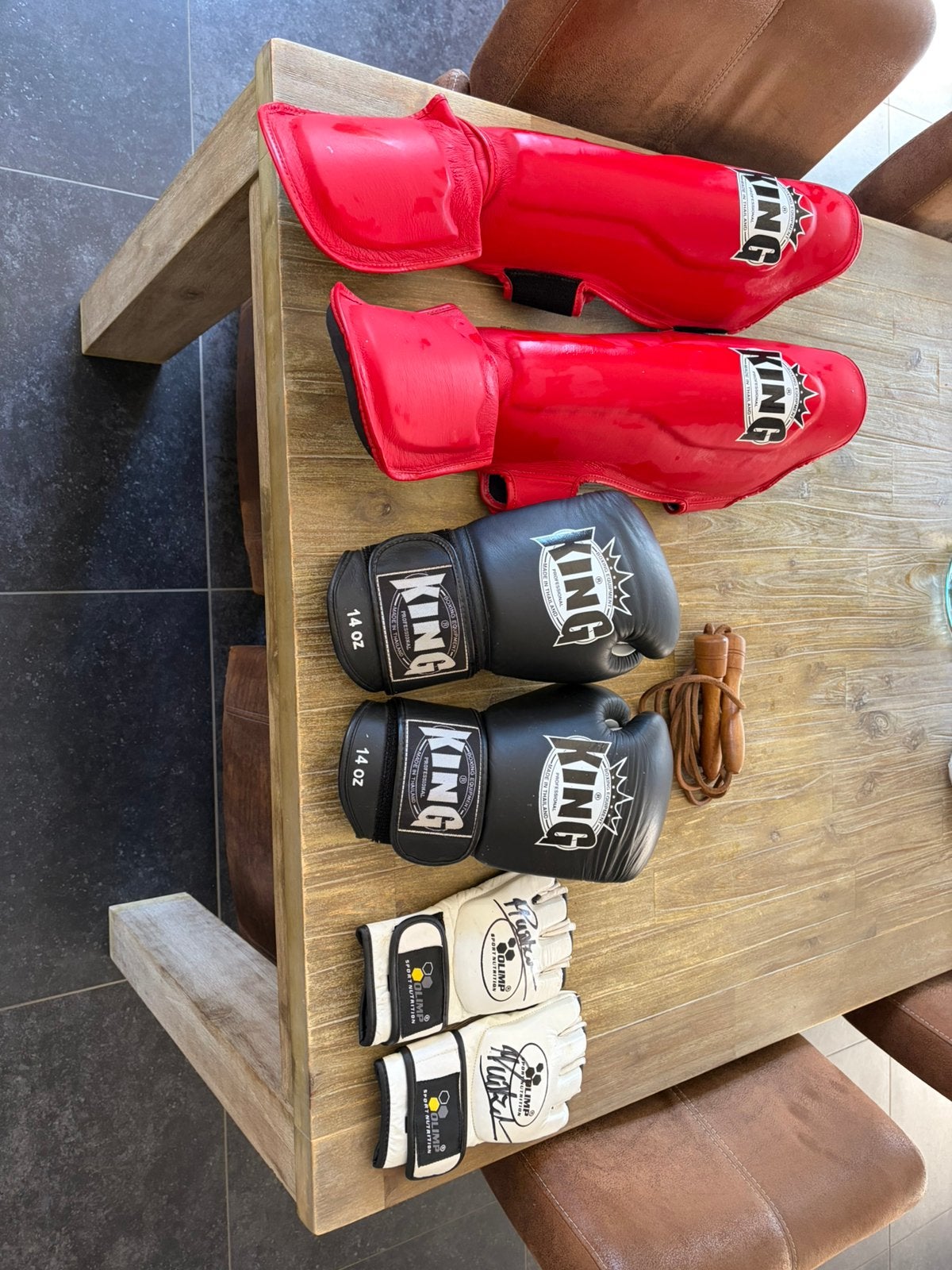 Kickboks materiaal te koop, Sport en Fitness, Boksen, Ophalen, Zo goed als nieuw