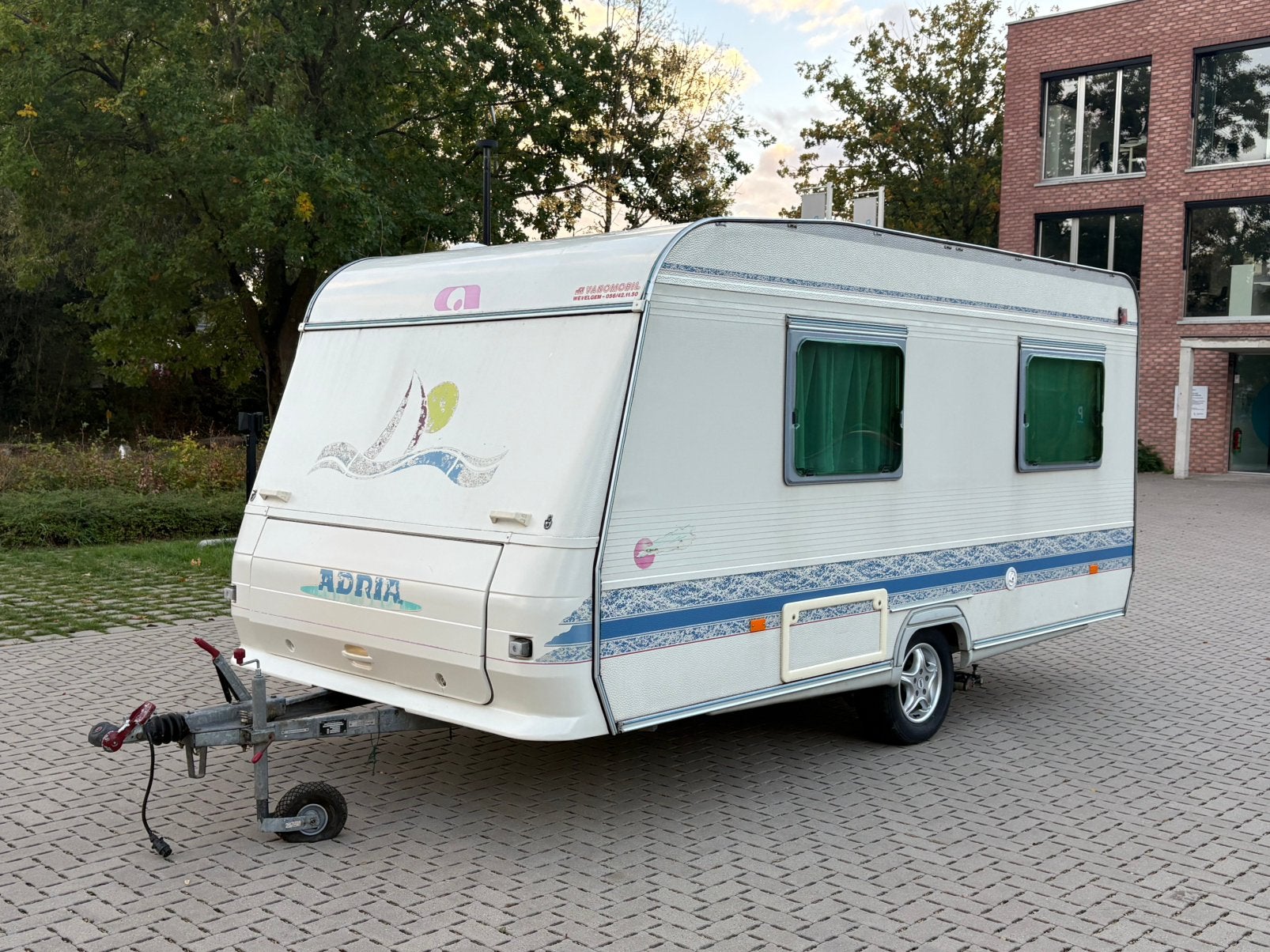 Adria 520PX + Moover + Voortent + Vastbed, Particulier, Douche, Adria
