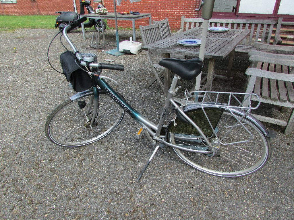damesfiets Thompson 100 euro., Fietsen en Brommers, Fietsen | Dames | Damesfietsen, Ophalen, Zo goed als nieuw, Overige merken