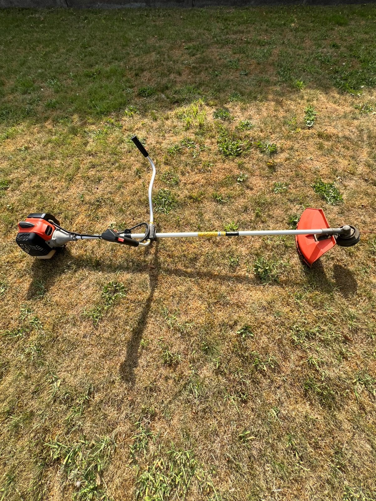 Hitachi benzine bosmaaier - krachtig machine, Tuin en Terras, Ophalen, Gebruikt, Benzine