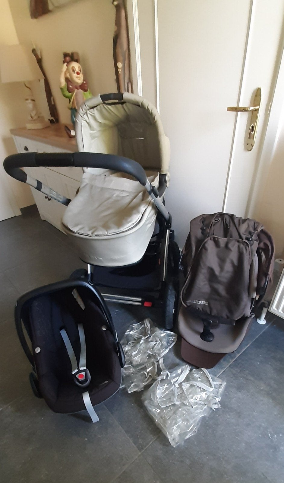Maxi-Cosi 3 in 1.
met voetenzak en 2 regenzeilen., Kinderen en Baby's, Ophalen, Maxi-Cosi