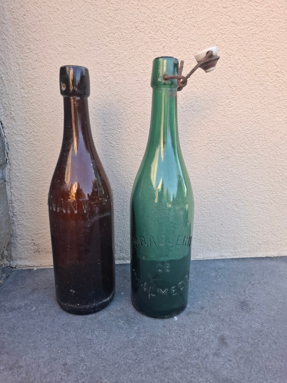 2 oude flessen bier, Ophalen of Verzenden, Flesje(s)