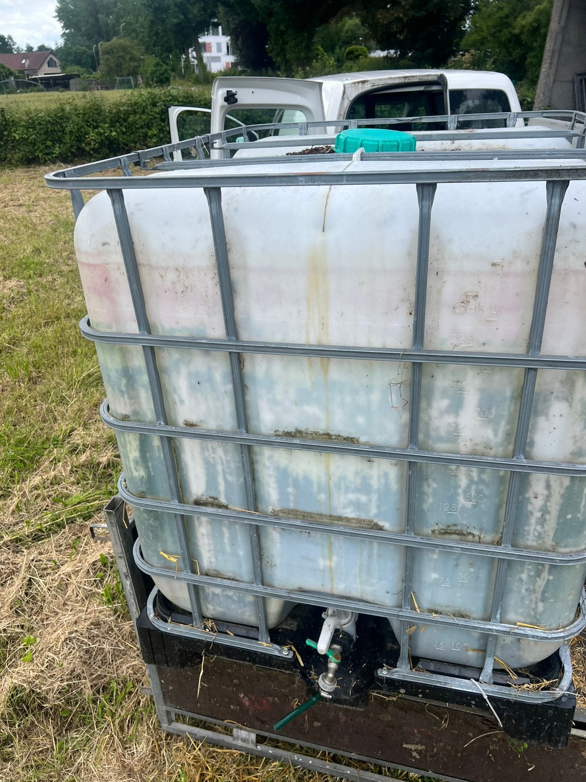 Regenton 1000liter, 150 liter of meer, Ophalen, Gebruikt, Kunststof