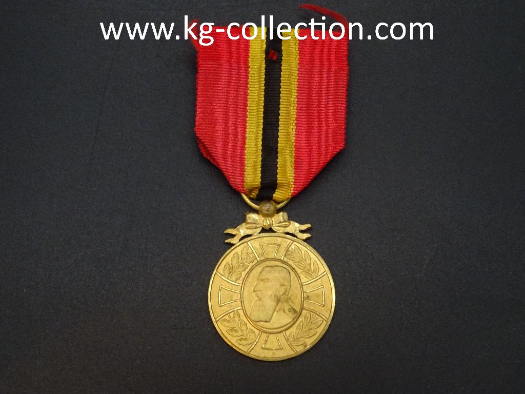 Médaille commémorative Léopold II 1865 -1905, Collections, Enlèvement ou Envoi, Autres, Ruban, Médaille ou Ailes