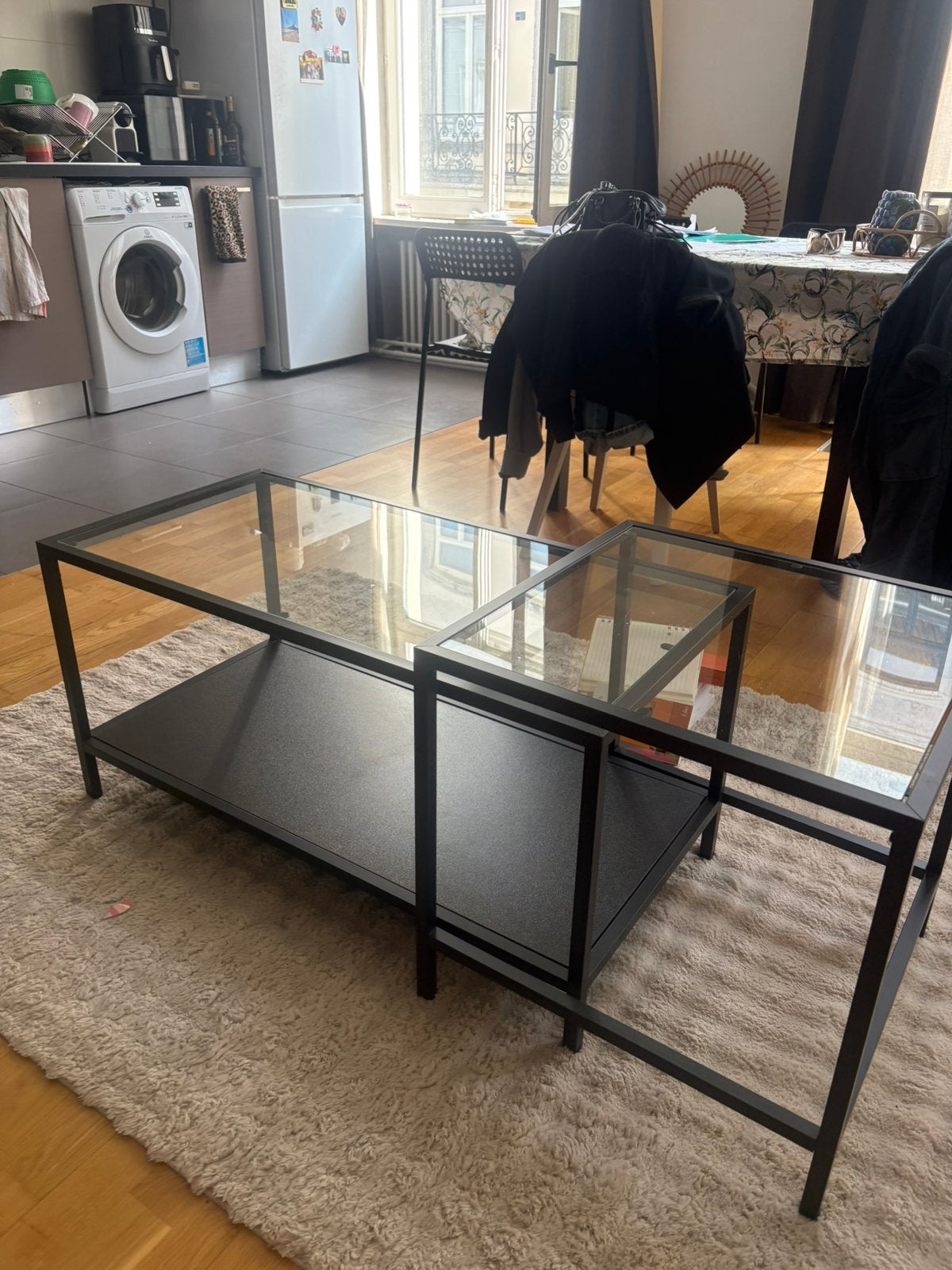 Table basse, Ophalen, Zo goed als nieuw