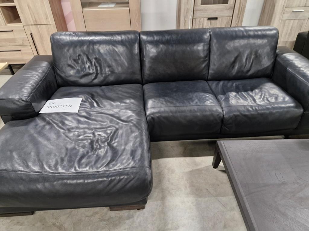 Verschillende salons in kleur zwart (ex-bruikleen), Ophalen