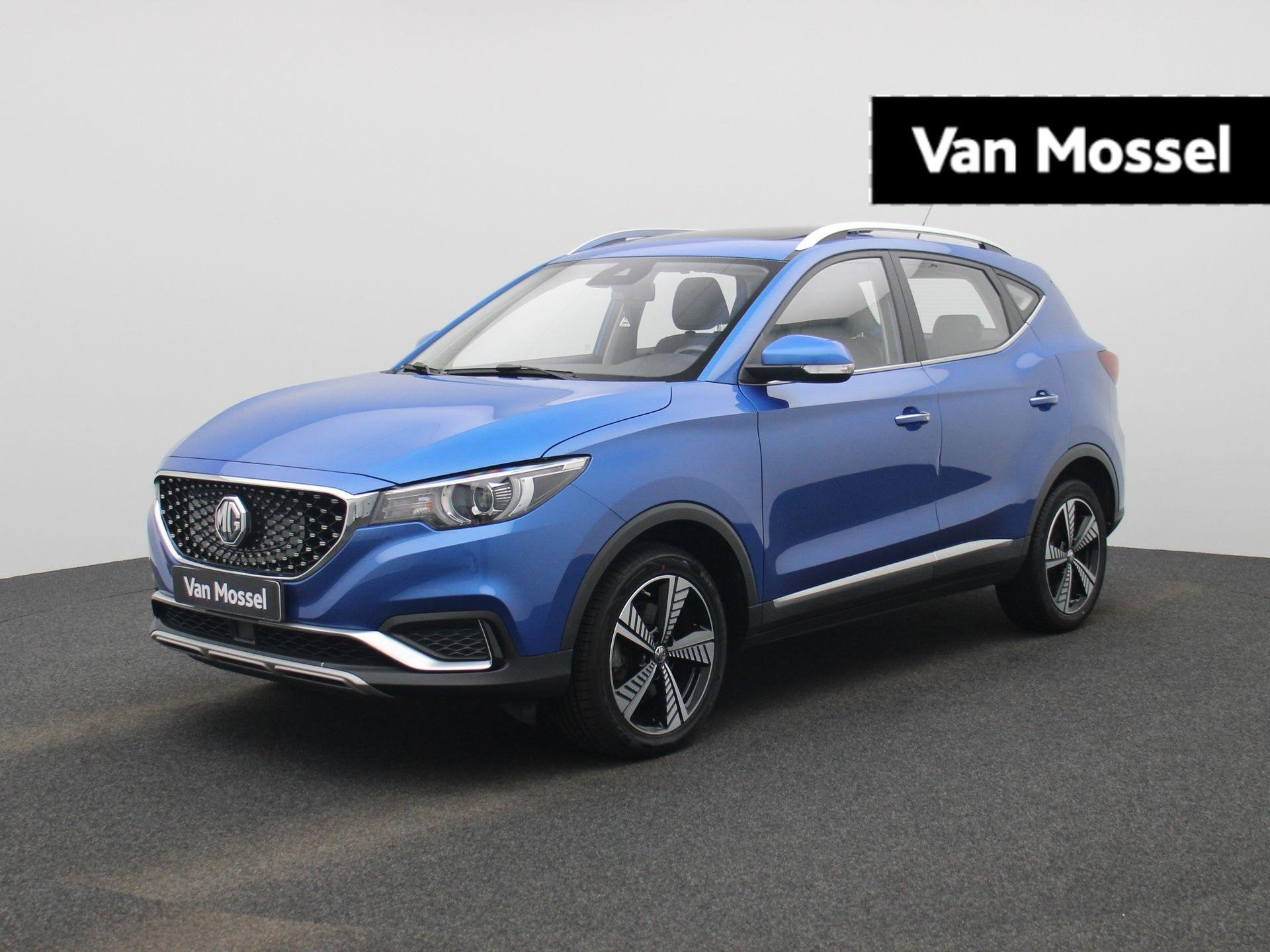 MG MG ZS EV Luxury 45 kWh 90,1% SOH | PANO | LEDER | CAMERA, Auto's, 45 kWh, Gebruikt, Parkeersensor, 1507 kg