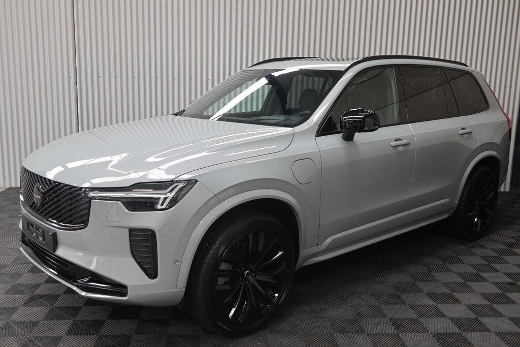 Volvo XC 90 T8 Recharge Plug-in Hybrid AWD Nieuw Model Plus, Argent ou Gris, Euro 6, 7 places, 0 kg