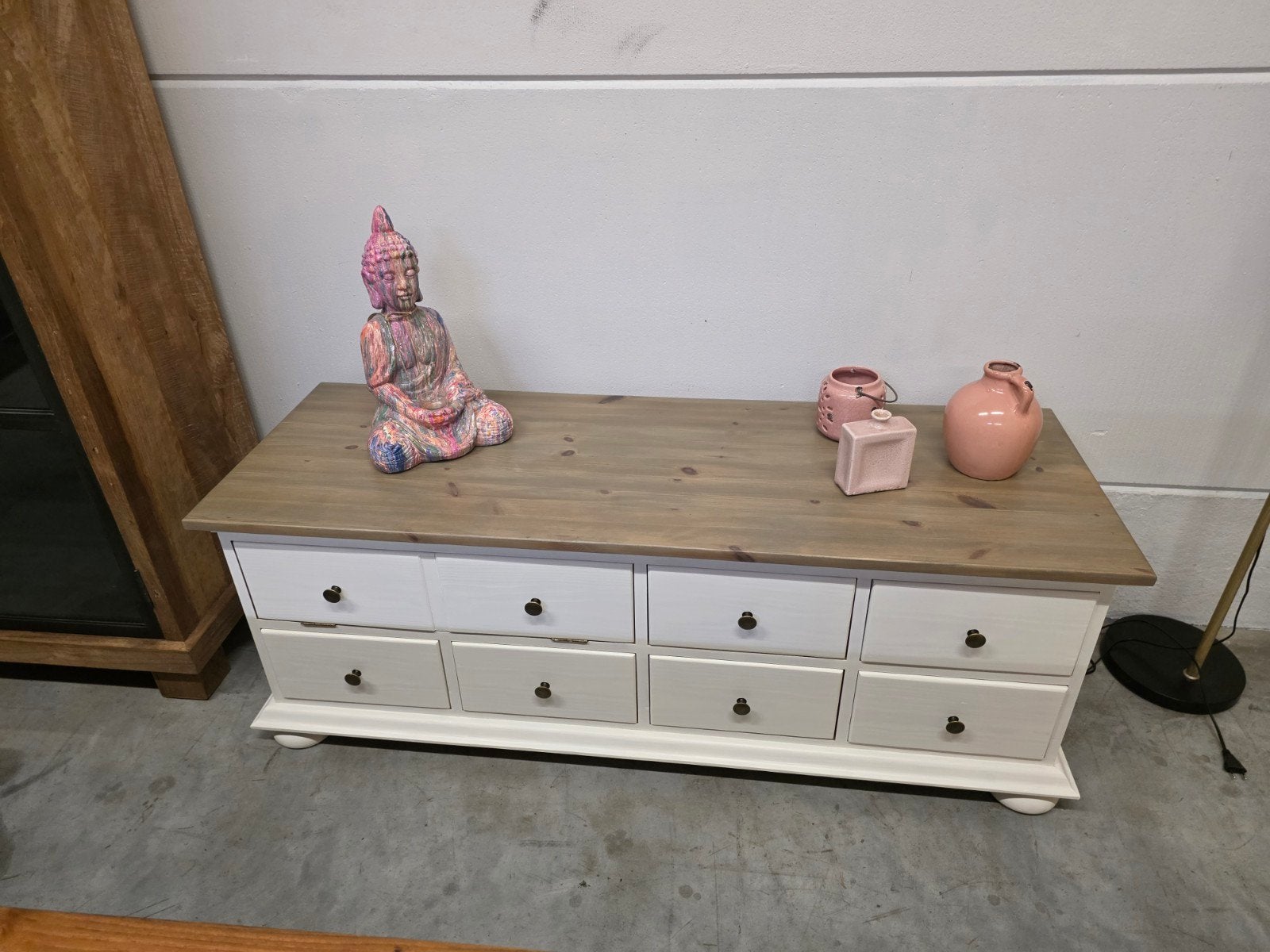 Prachtig massief grenen tv meubel 145cm.nieuwstaat, Ophalen