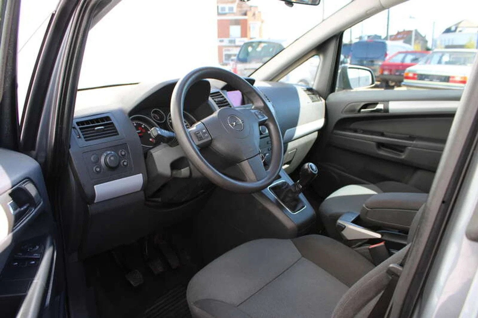 Opel Zafira 1.9 Airco/Cruise/7pl inclusief 2 JAAR garantie!, Auto's, https://public.car-pass.be/vhr/9d612bdd-f3f3-4c4a-b77c-7d202d96f29f