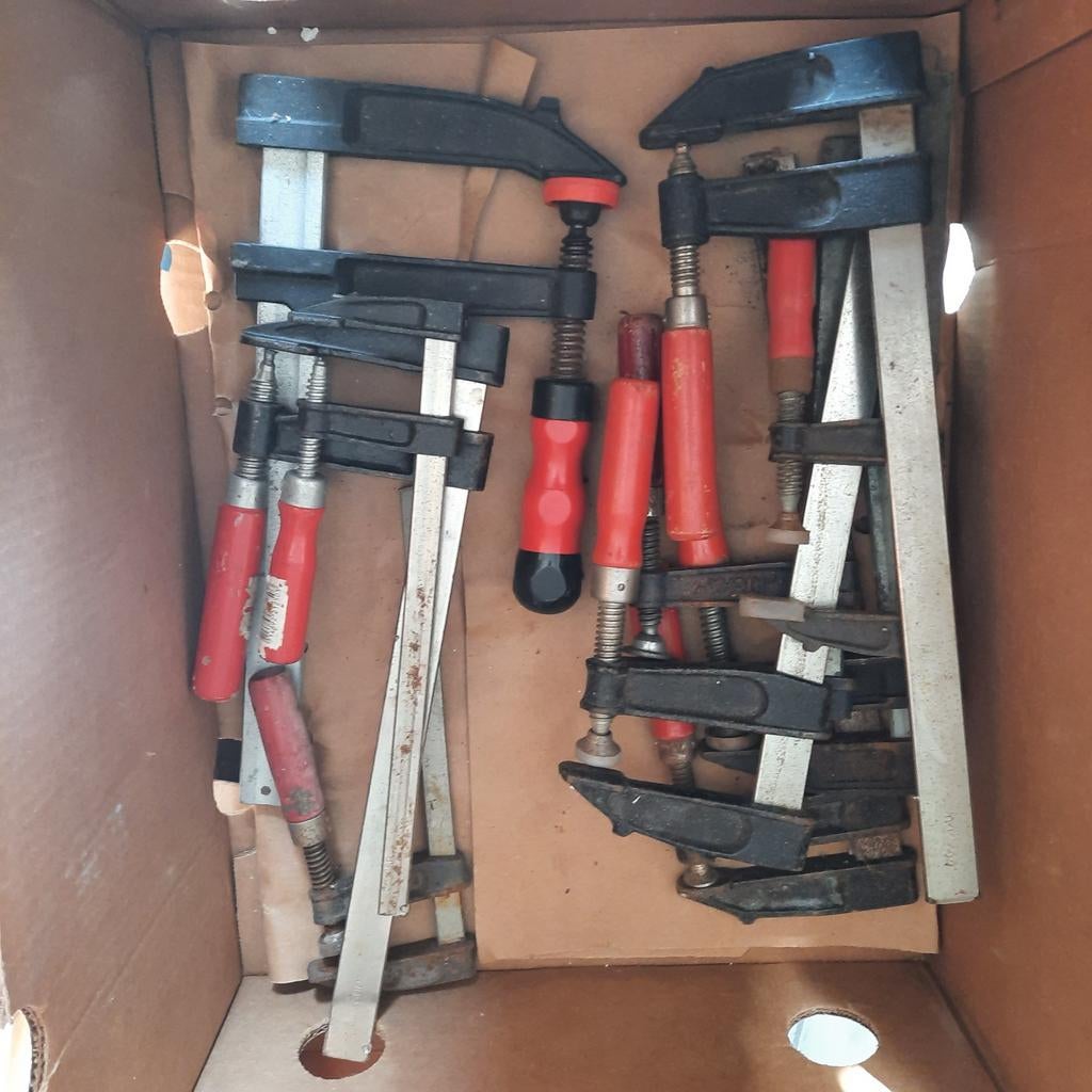 Sergeanten ( hout - klemmen ) . Van 8 euro tot 15 euro ., Doe-het-zelf en Bouw, Gereedschap | Handgereedschap, Ophalen of Verzenden